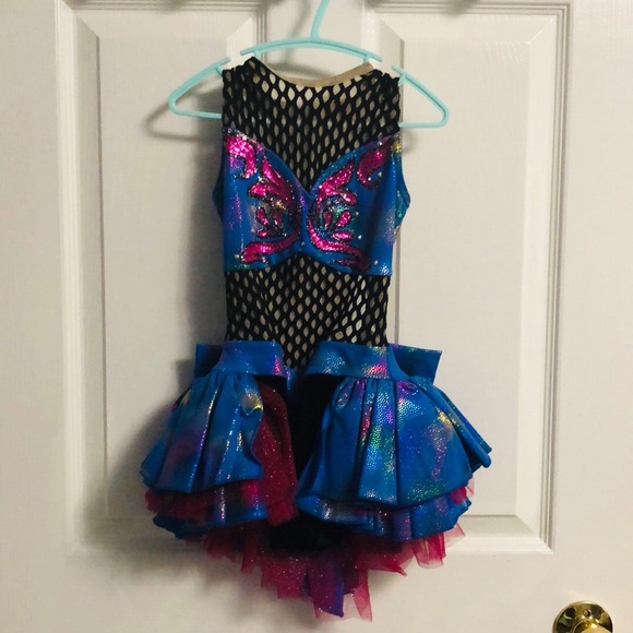 Dance Costume - Picture 2 of 4